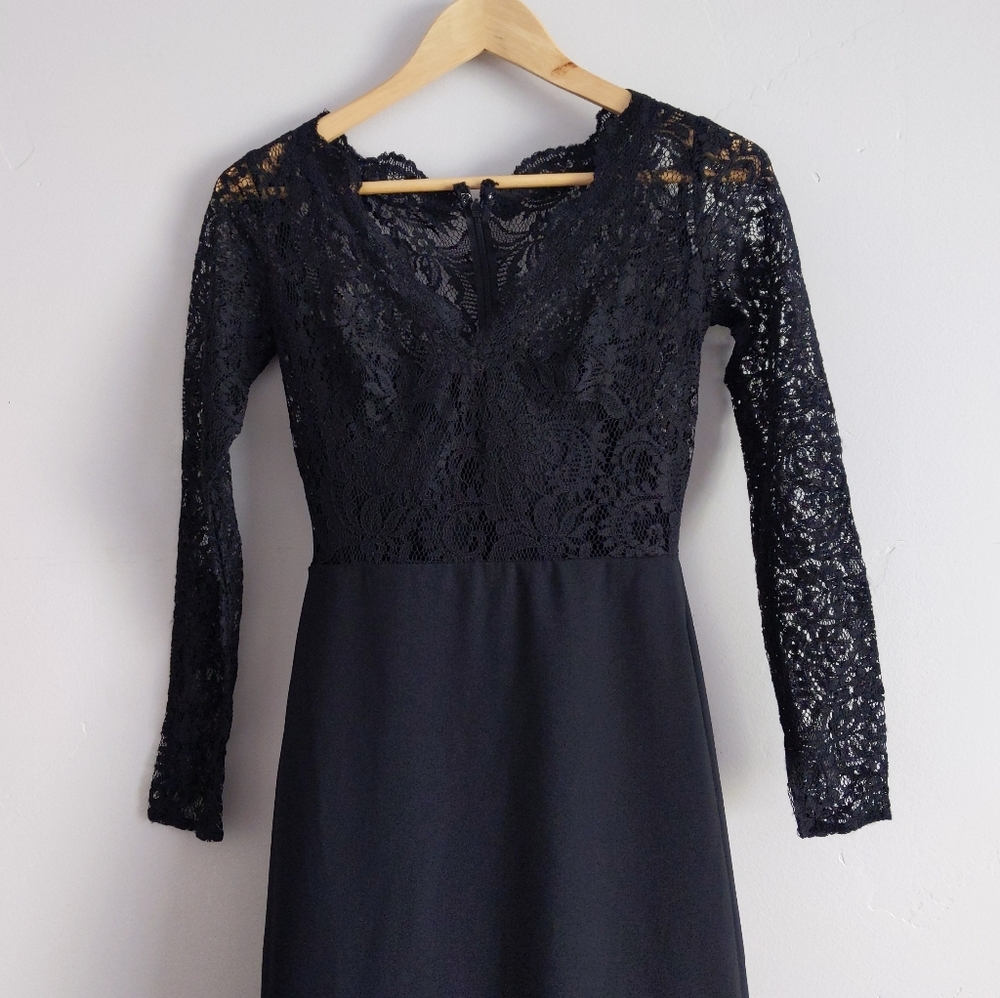 🆕🌿NORDSTROM GOWN🌿 - Picture 4 of 7